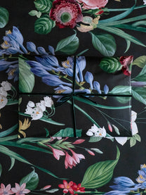 Gift wrapping