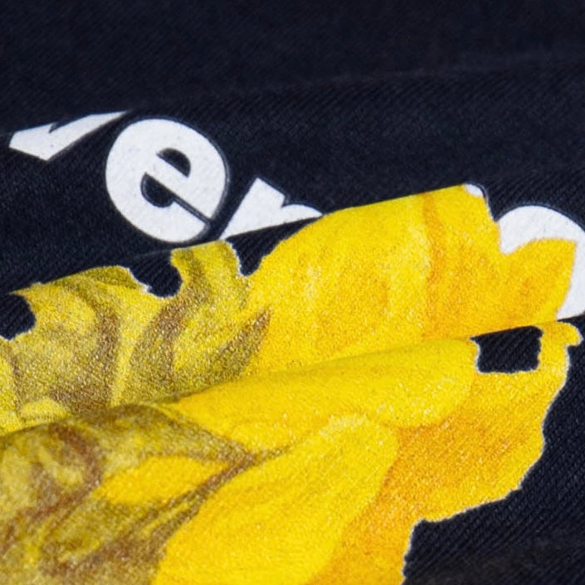 Sunflower Dot Tee.