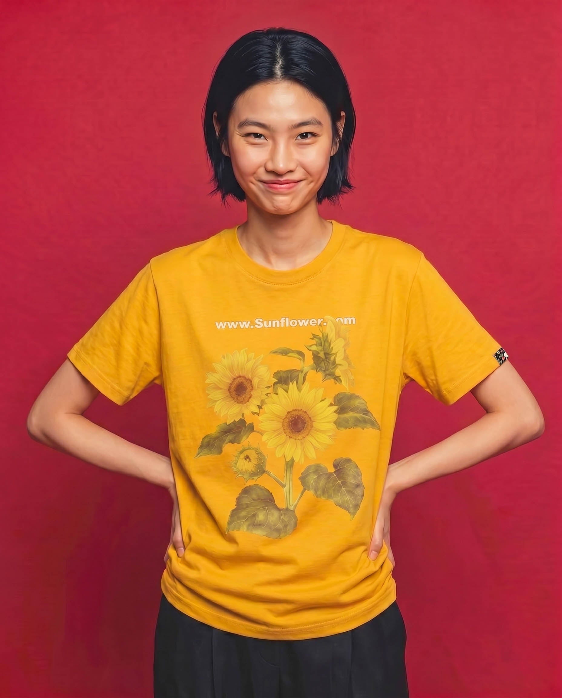 Sunflower Dot Tee.